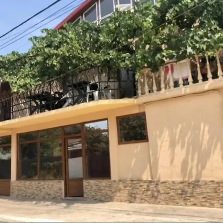 Farah 2 Maison d'hôtes *